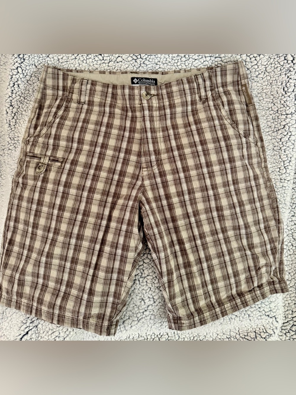 Columbia Women's Tan and Brown Plaid Cargo Shorts